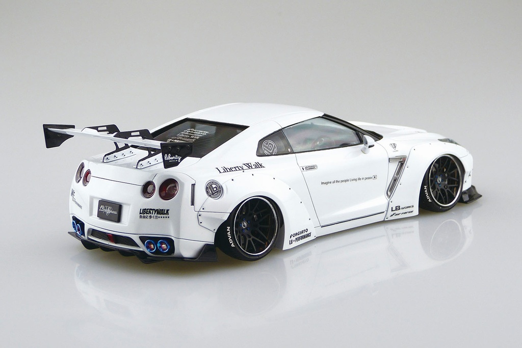 1/24 LB-WORKS R35 GT-R type 1.5 | Ultra Tokyo Connection